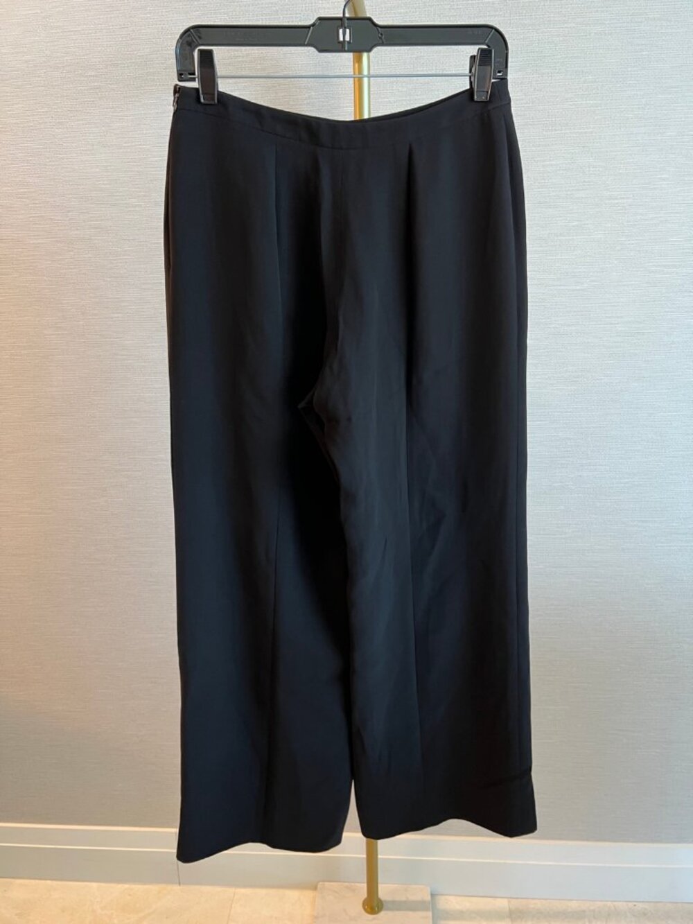 Giorgio Armani Black Crepe Wide Leg Trousers Flat Front Side Zip Italy 42